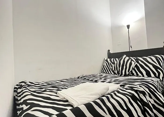 Tanih\'S Lodging